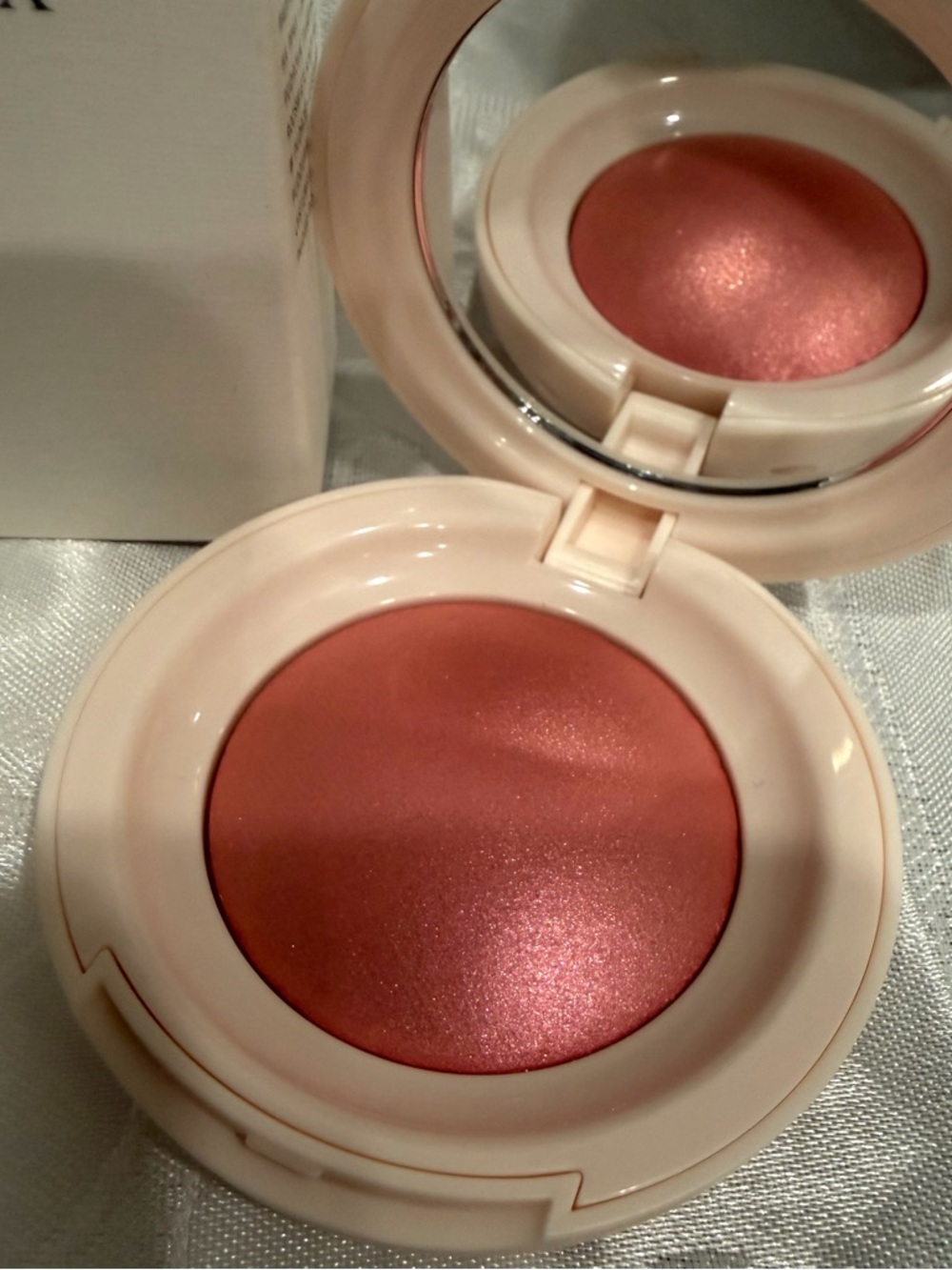 Rare Beauty Soft Pinch Luminous Powder Blush -Happy New in Box - Picture 3 of 4